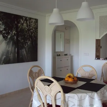 Luxurious Flat With Splendid Views *